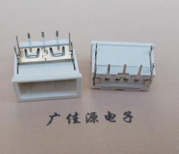 凤岗镇USB接口2.0连接器.3p端子加护套防尘母座